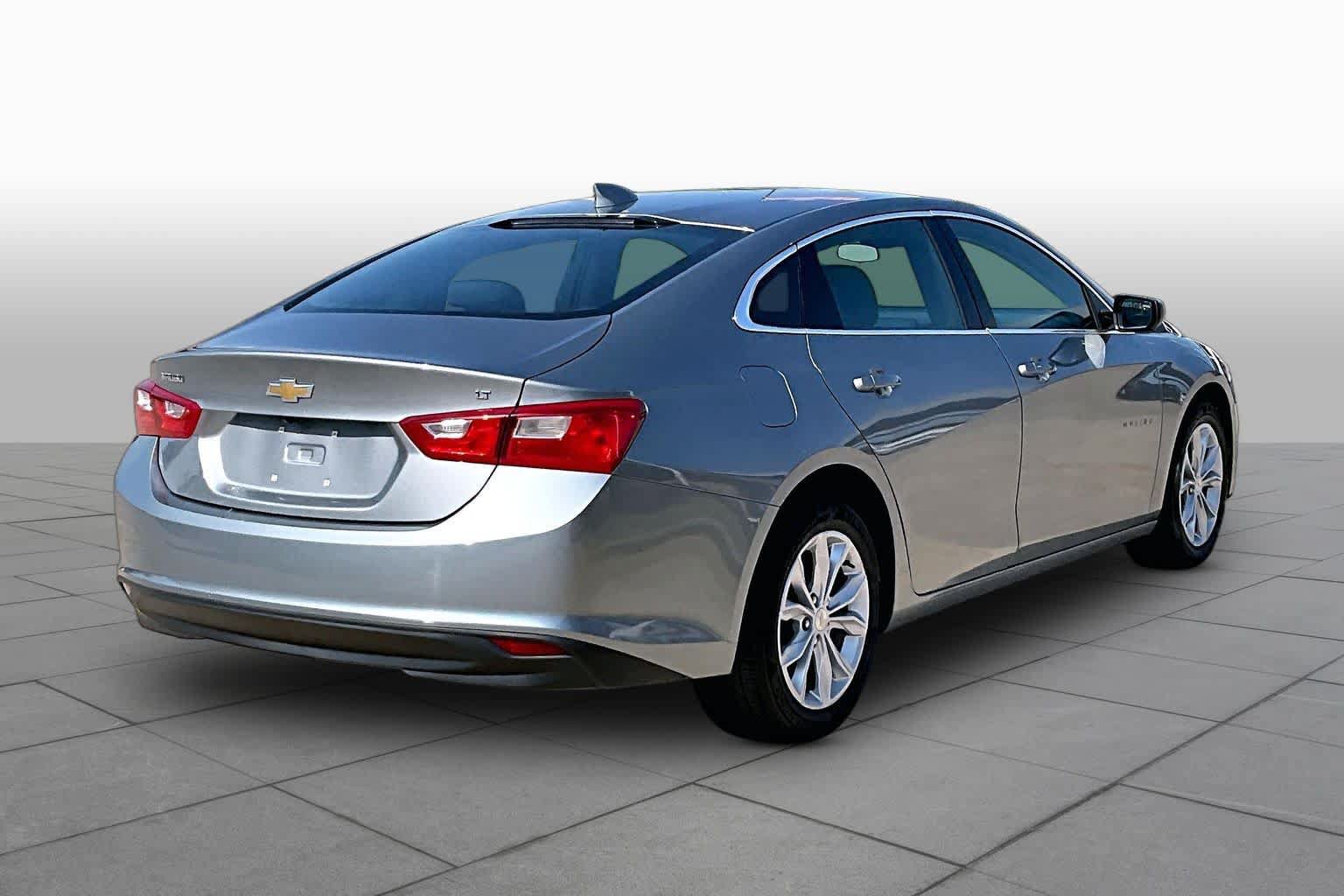 Used 2023 Chevrolet Malibu LT FWD image 13