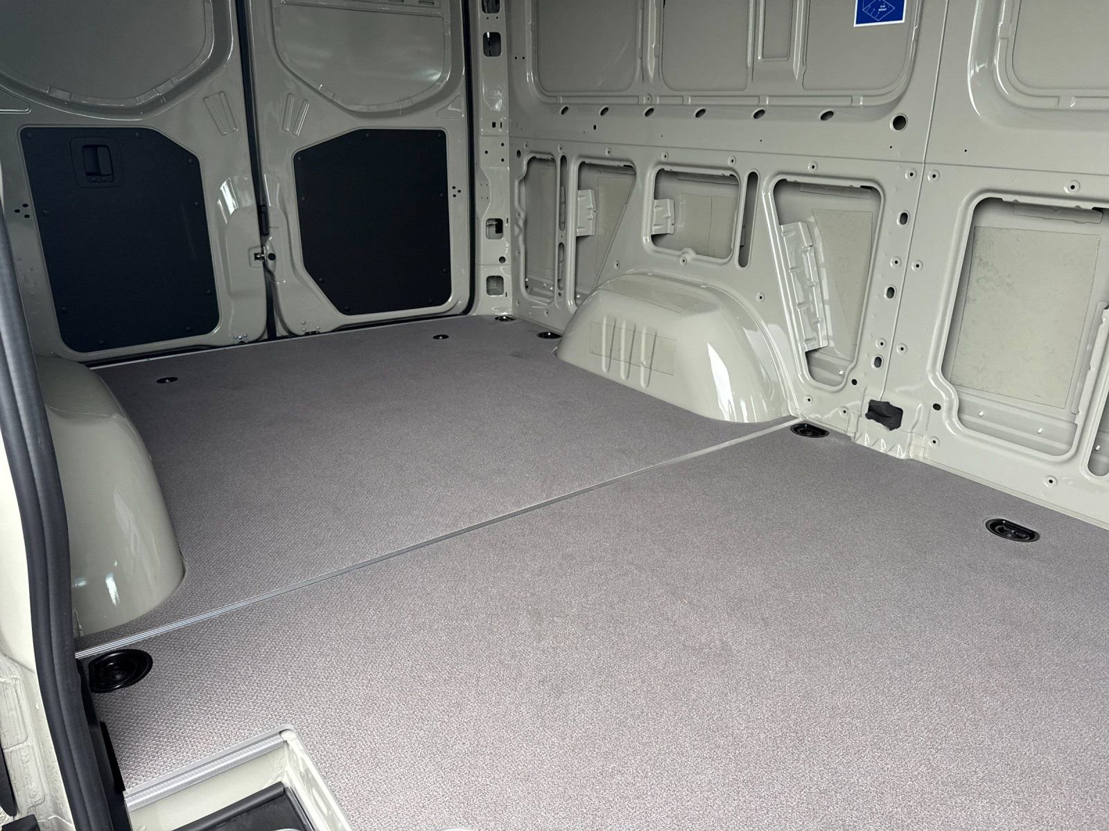 New 2026 Mercedes-Benz Sprinter 144 Cargo image 15