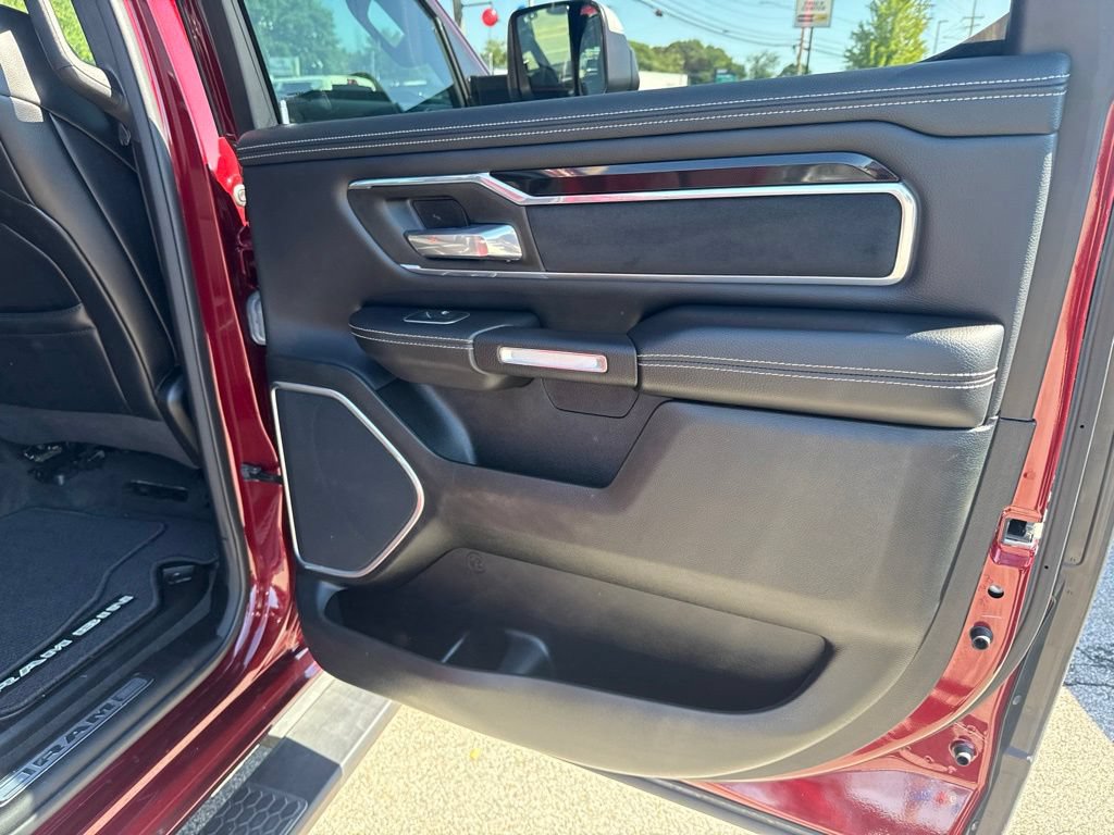 Used 2021 RAM 1500 Laramie AWD/4WD image 27