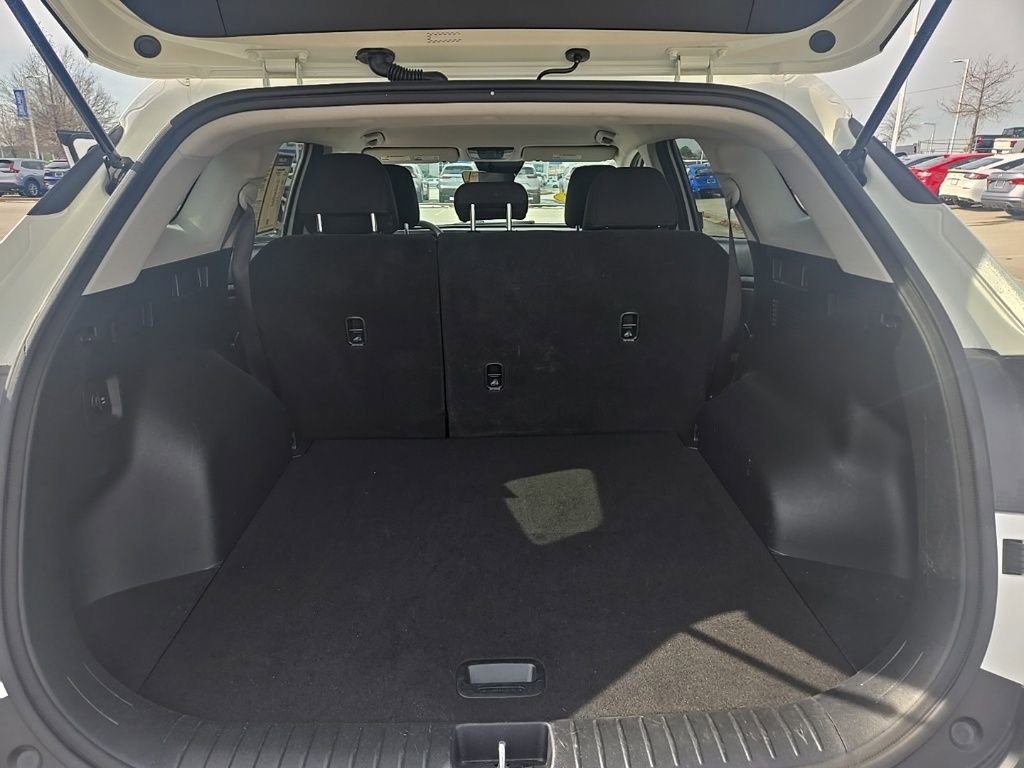 Used 2024 Kia Sportage LX image 30