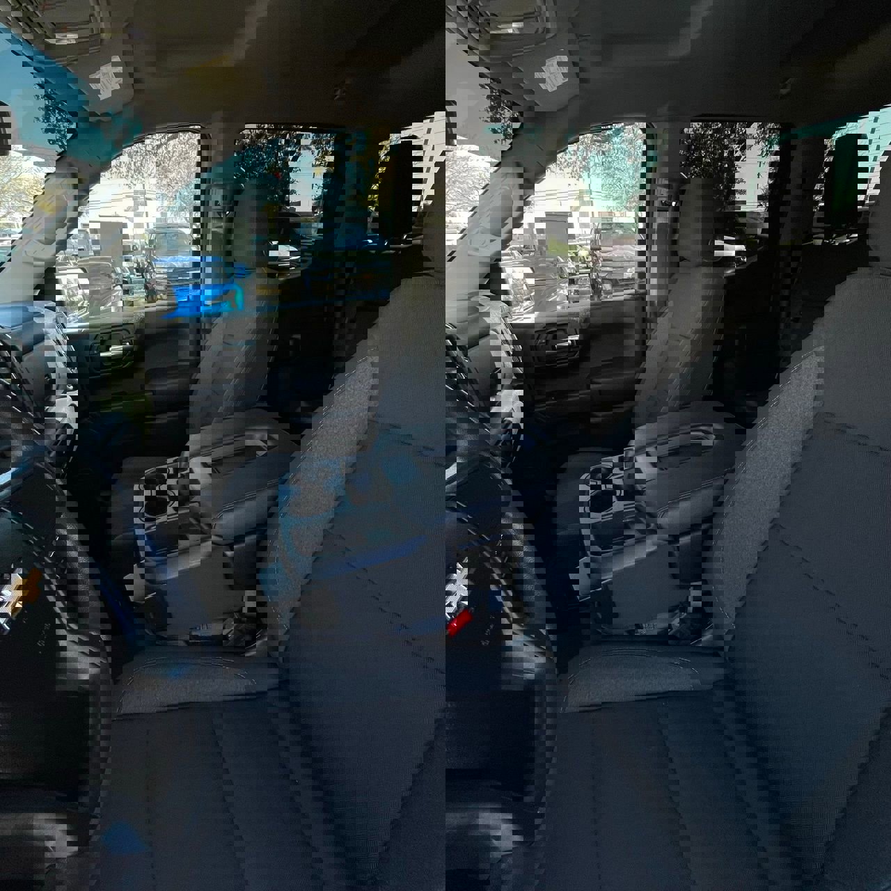 Used 2023 Chevrolet Silverado 1500 Custom image 22