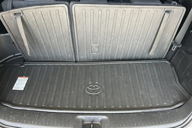 Used 2016 Toyota Highlander Limited AWD/4WD image 20