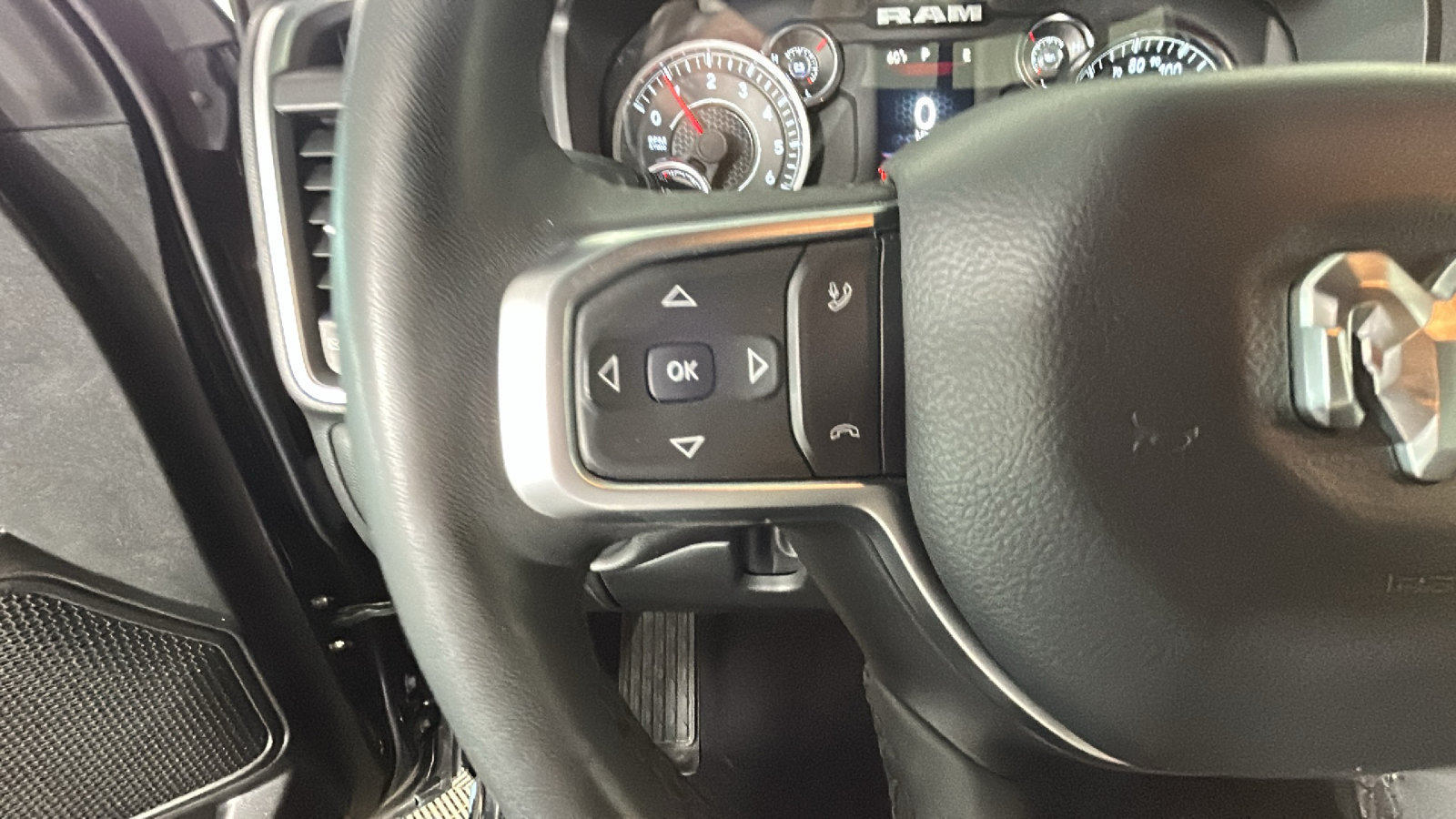 Used 2025 RAM 1500 Big Horn AWD/4WD image 19