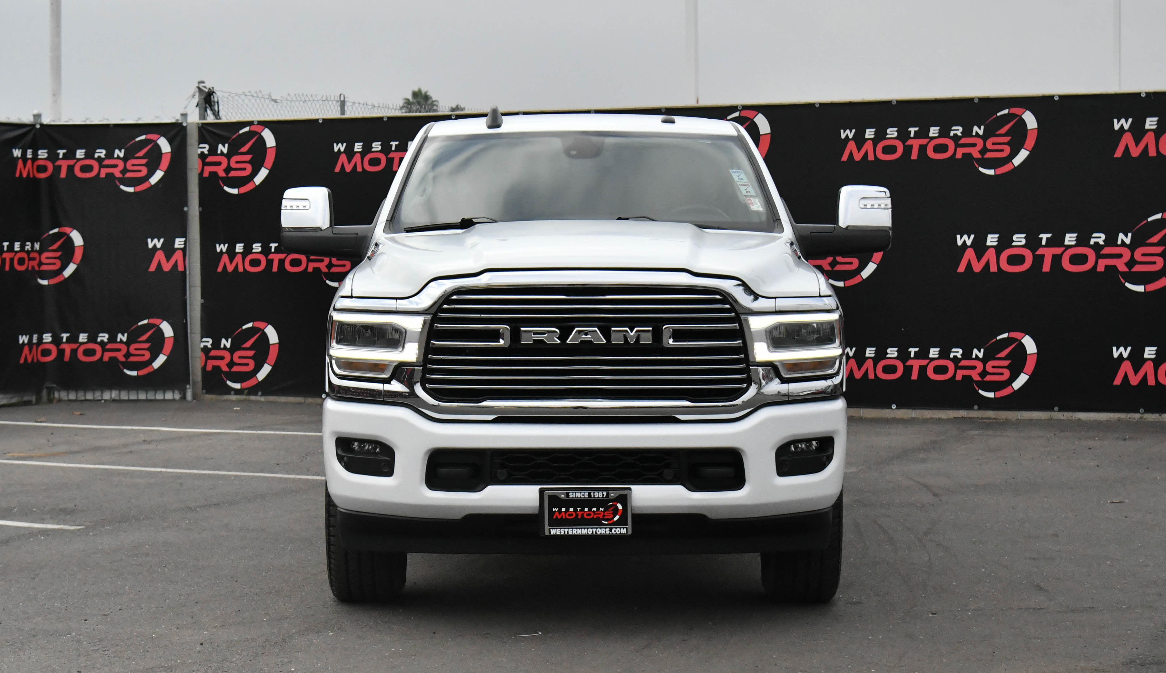 Used 2024 RAM 2500 Laramie image 2