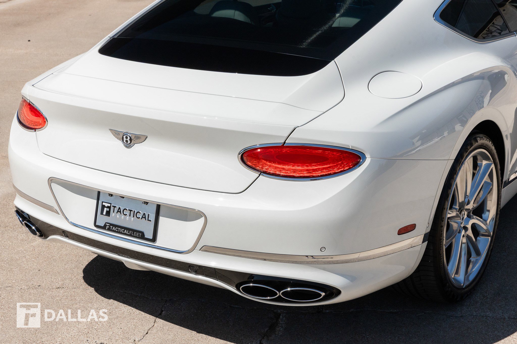 Used 2022 Bentley Continental GT image 16