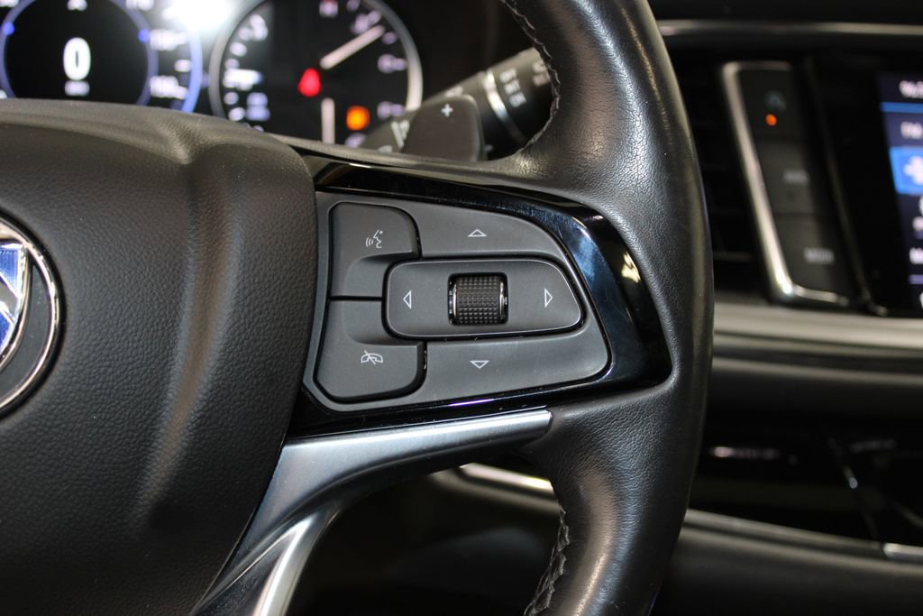 Used 2022 Buick Enclave Avenir w/ Avenir Technology Package image 32