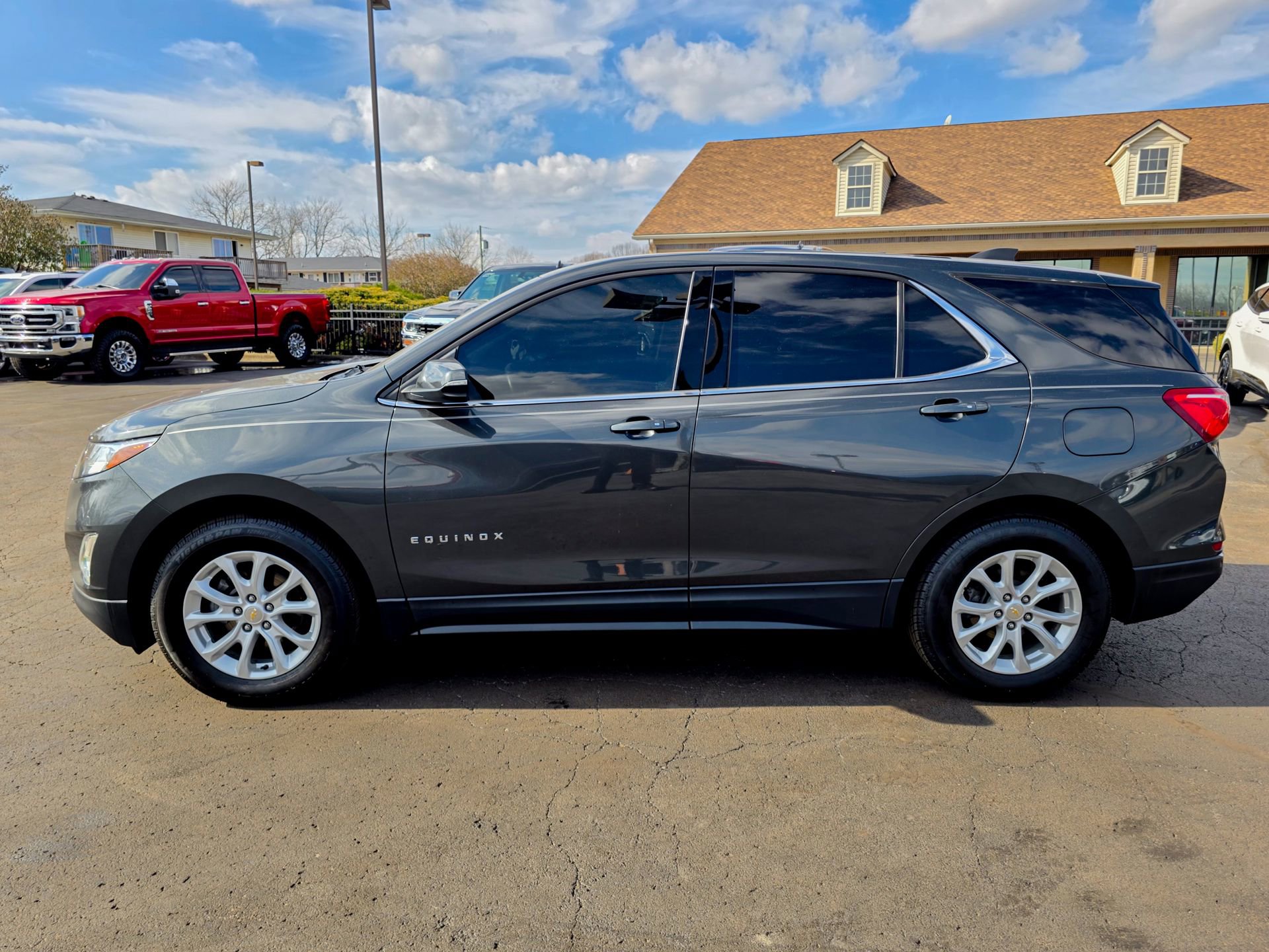 Used 2018 Chevrolet Equinox LT image 13