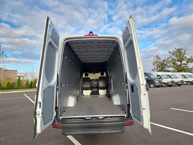 New 2026 Mercedes-Benz Sprinter 2500 image 26
