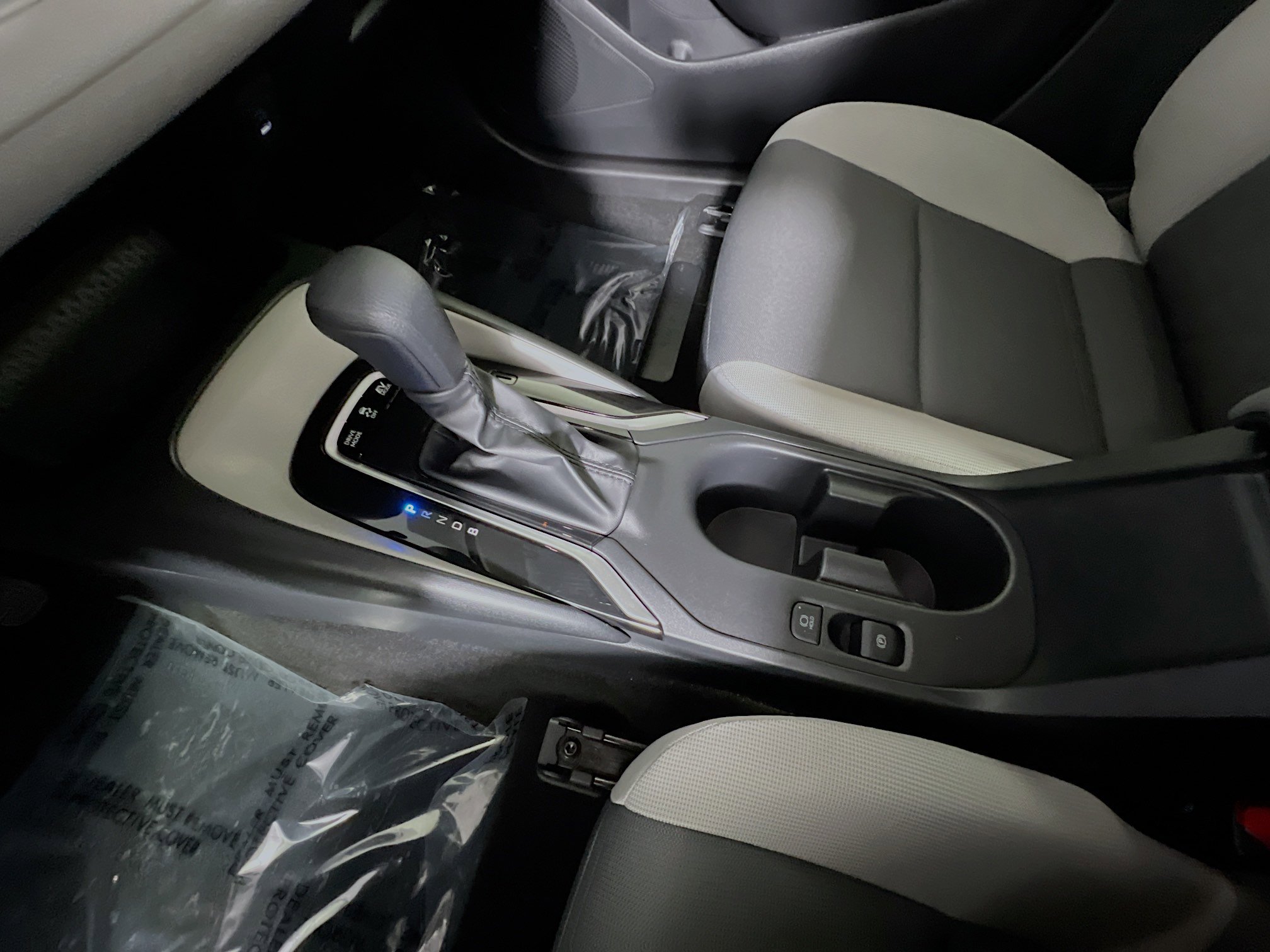 Used 2025 Toyota Corolla LE image 24