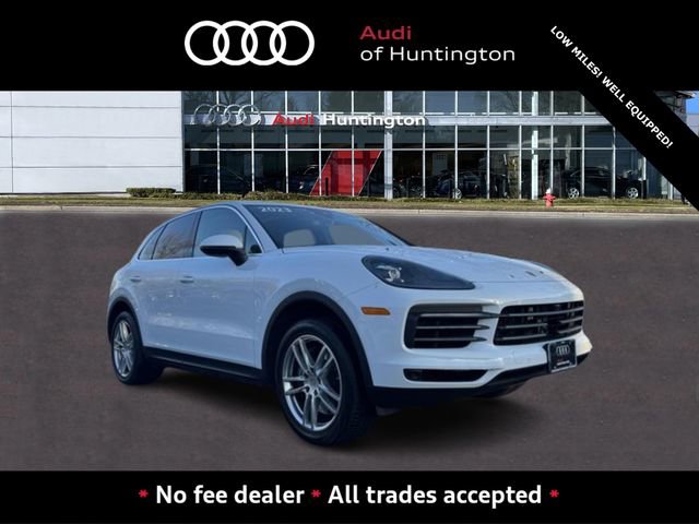 Used 2023 Porsche Cayenne image 1