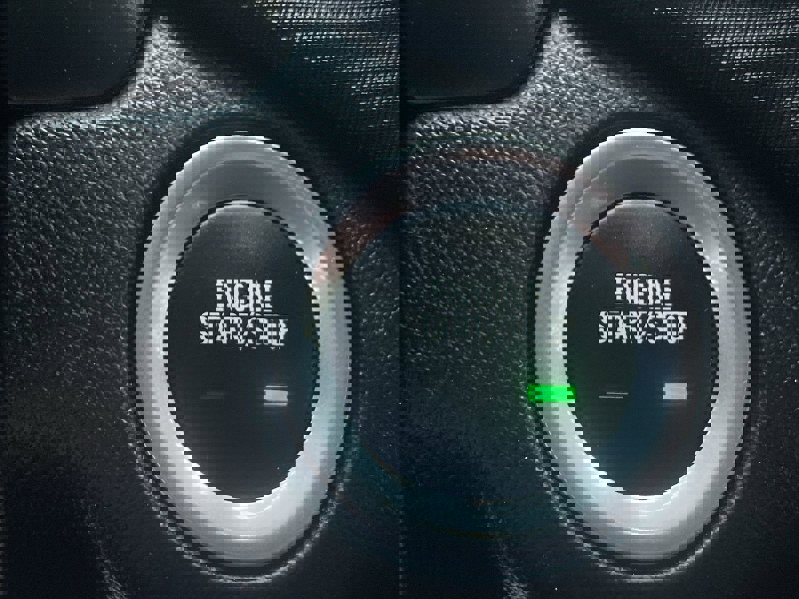 Used 2023 Chevrolet Equinox RS image 61