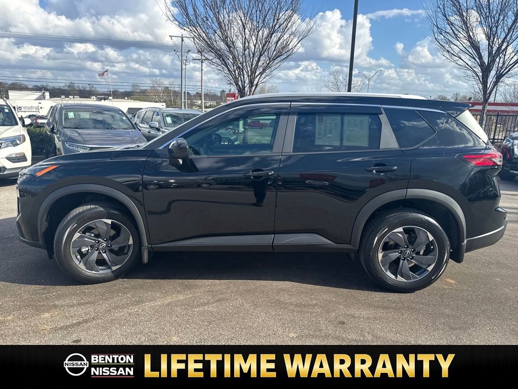 Certified 2026 Nissan Rogue SV w/ SV Premium Package image 5