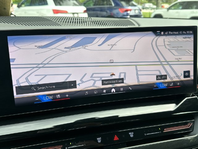 Used 2026 BMW 530i xDrive AWD/4WD image 18