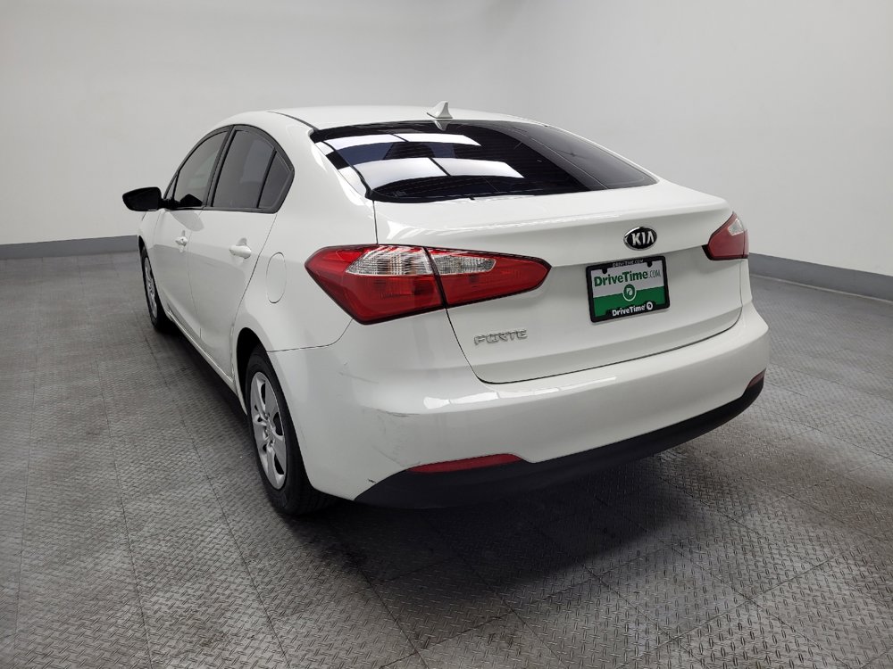 Used 2016 Kia Forte LX image 5