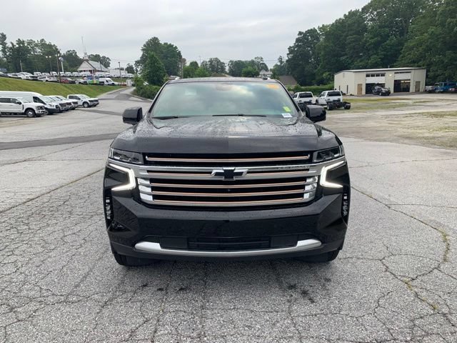 Used 2024 Chevrolet Tahoe High Country w/ Advanced Technology Package AWD/4WD image 3