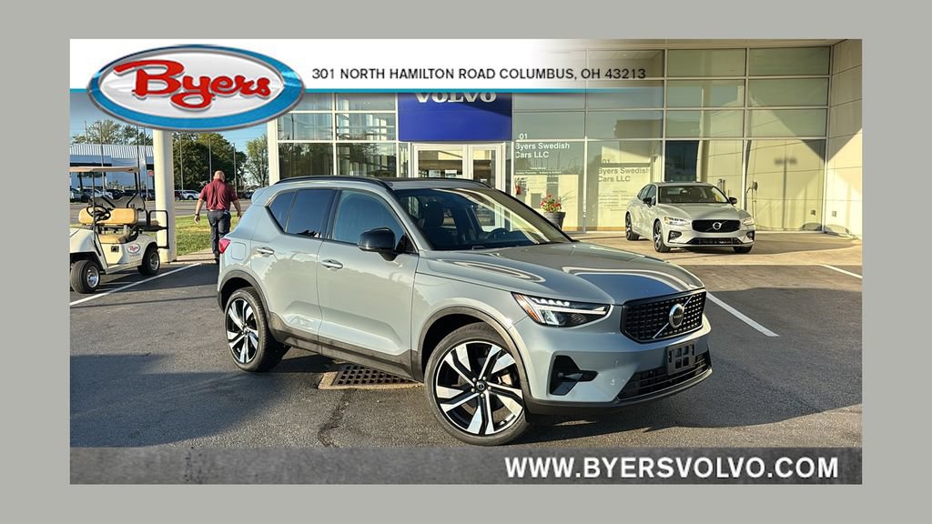 Used 2023 Volvo XC40 B5 Plus w/ Climate Package