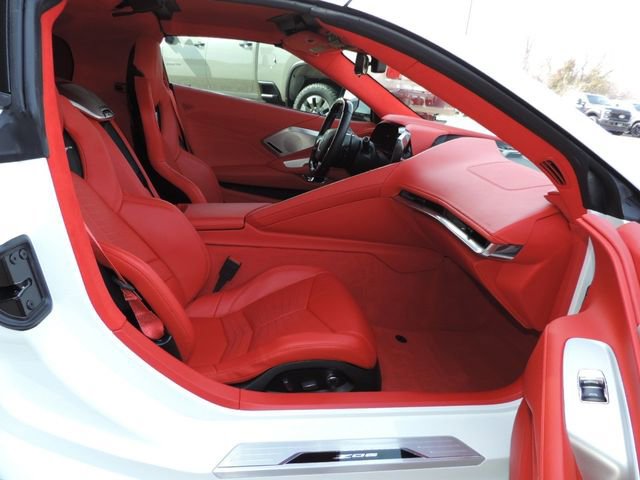 Used 2025 Chevrolet Corvette Z06 image 27