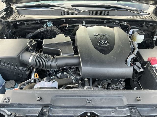 Certified 2023 Toyota Tacoma Limited w/ Nightshade Package AWD/4WD image 31