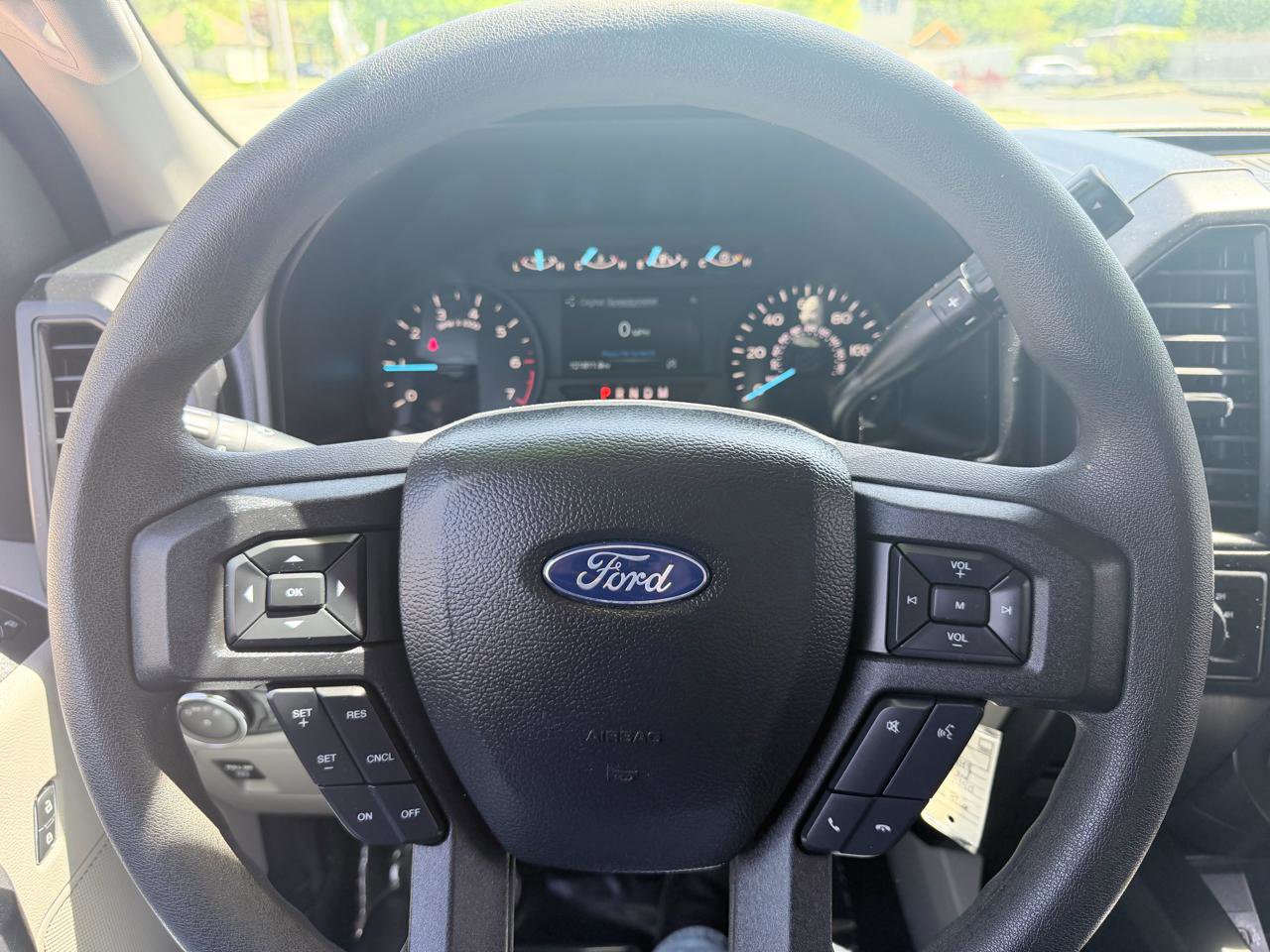 Used 2018 Ford F150 XL w/ Equipment Group 101A Mid AWD/4WD image 11