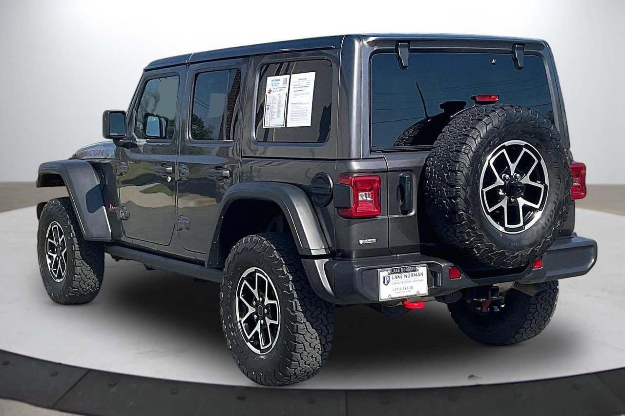 Certified 2025 Jeep Wrangler Unlimited Rubicon AWD/4WD image 7