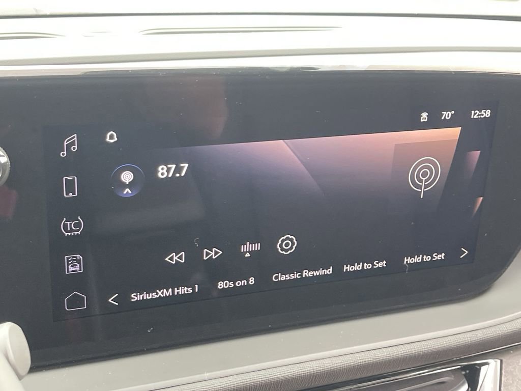 New 2026 Buick Envista Sport Touring image 13