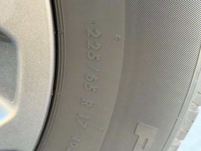 Used 2024 Ford Maverick XLT image 11