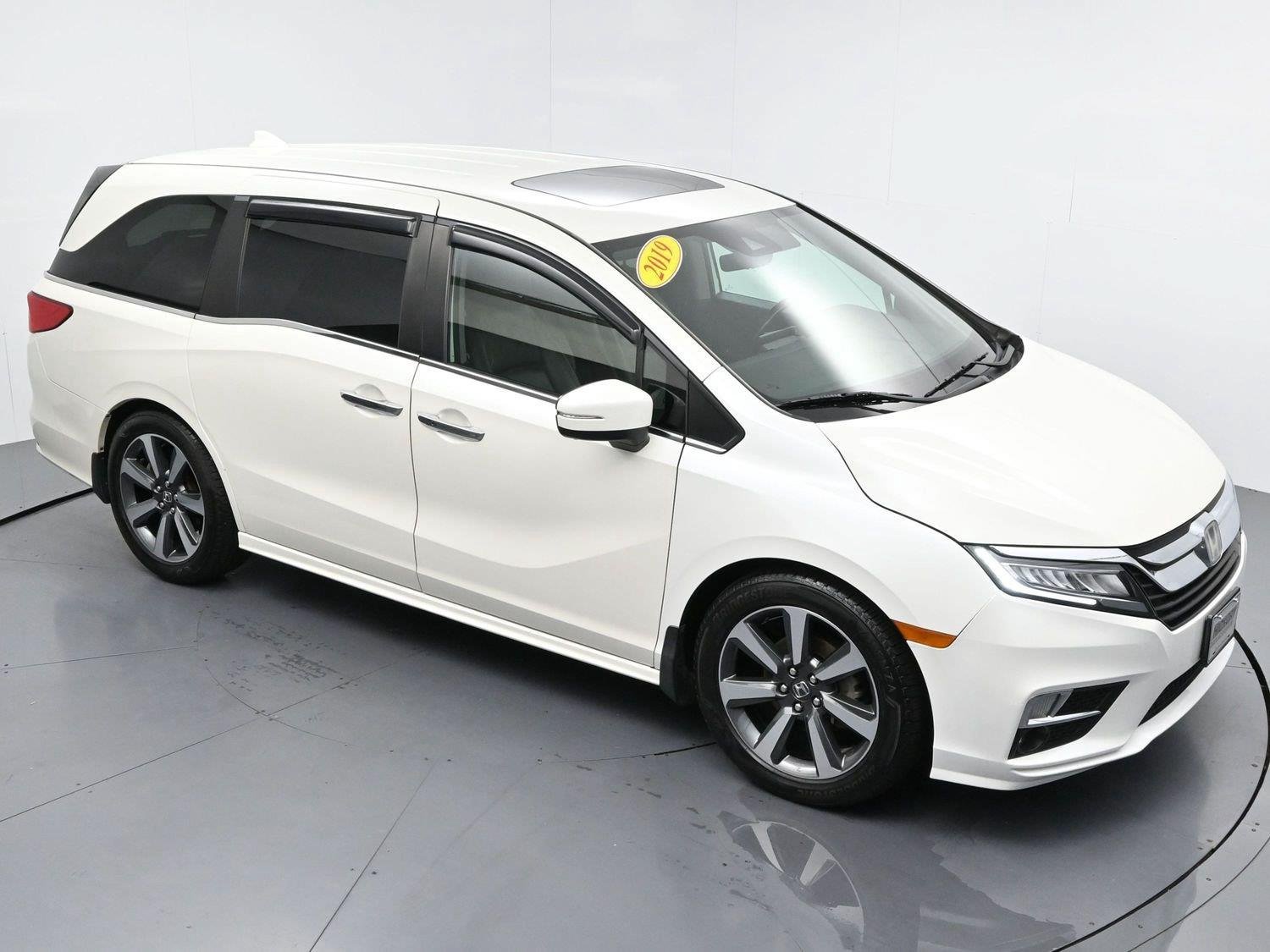 Used 2019 Honda Odyssey Touring image 45
