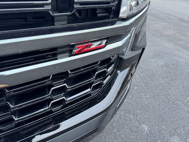 Certified 2022 Chevrolet Tahoe Z71 w/ Luxury Package image 3