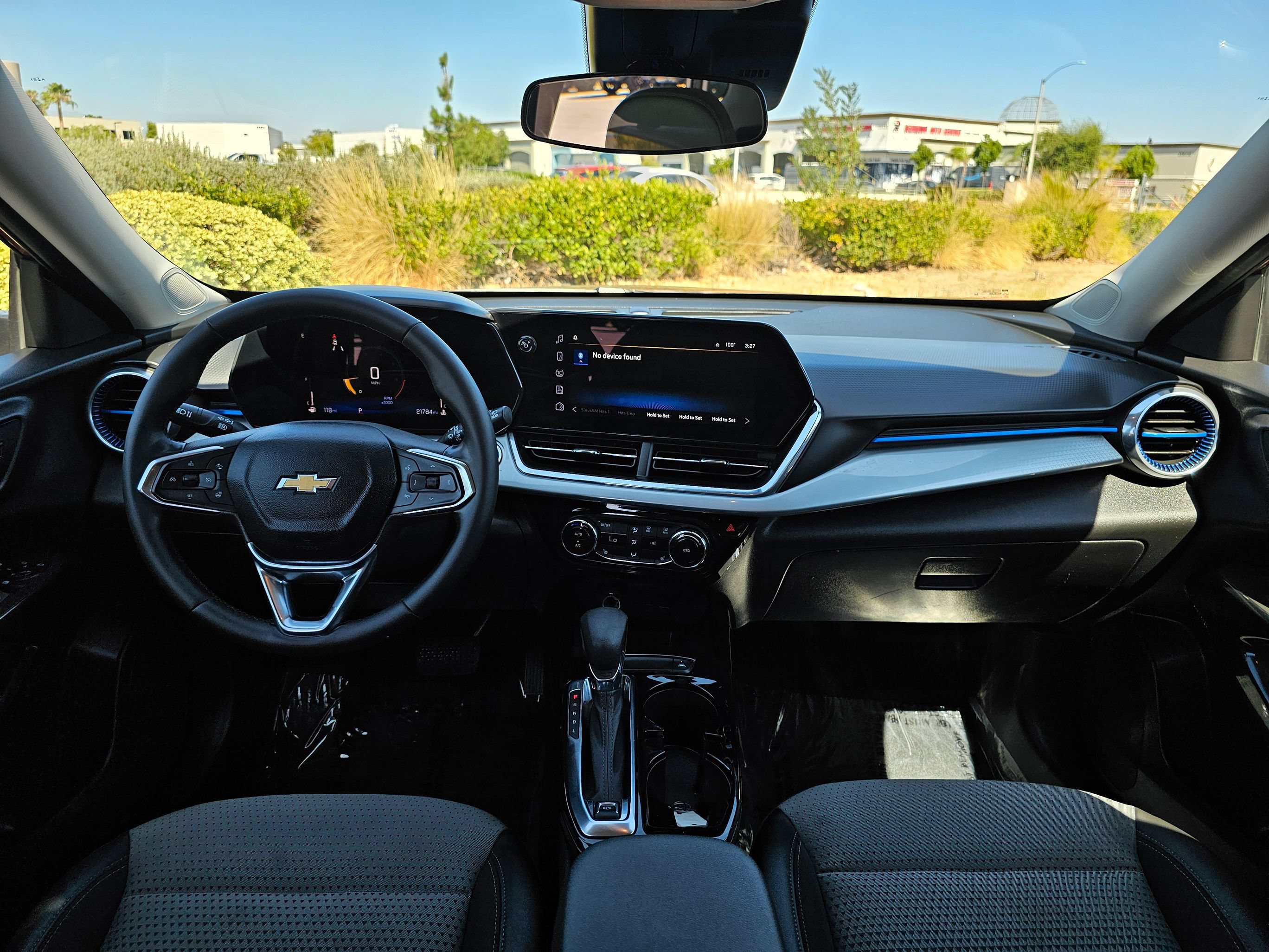 Used 2025 Chevrolet Trax LT w/ Driver Confidence Package FWD image 22