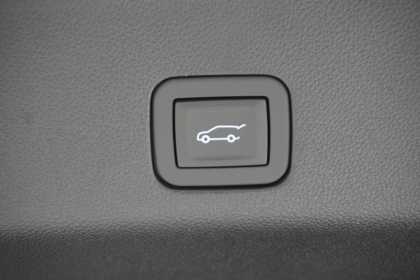New 2026 Chevrolet Tahoe Premier image 7
