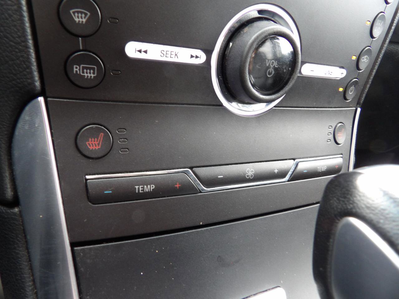 Used 2016 Ford Edge Titanium image 16