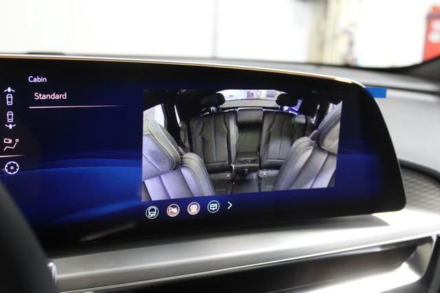 New 2026 Cadillac Lyriq Premium Sport AWD/4WD image 23