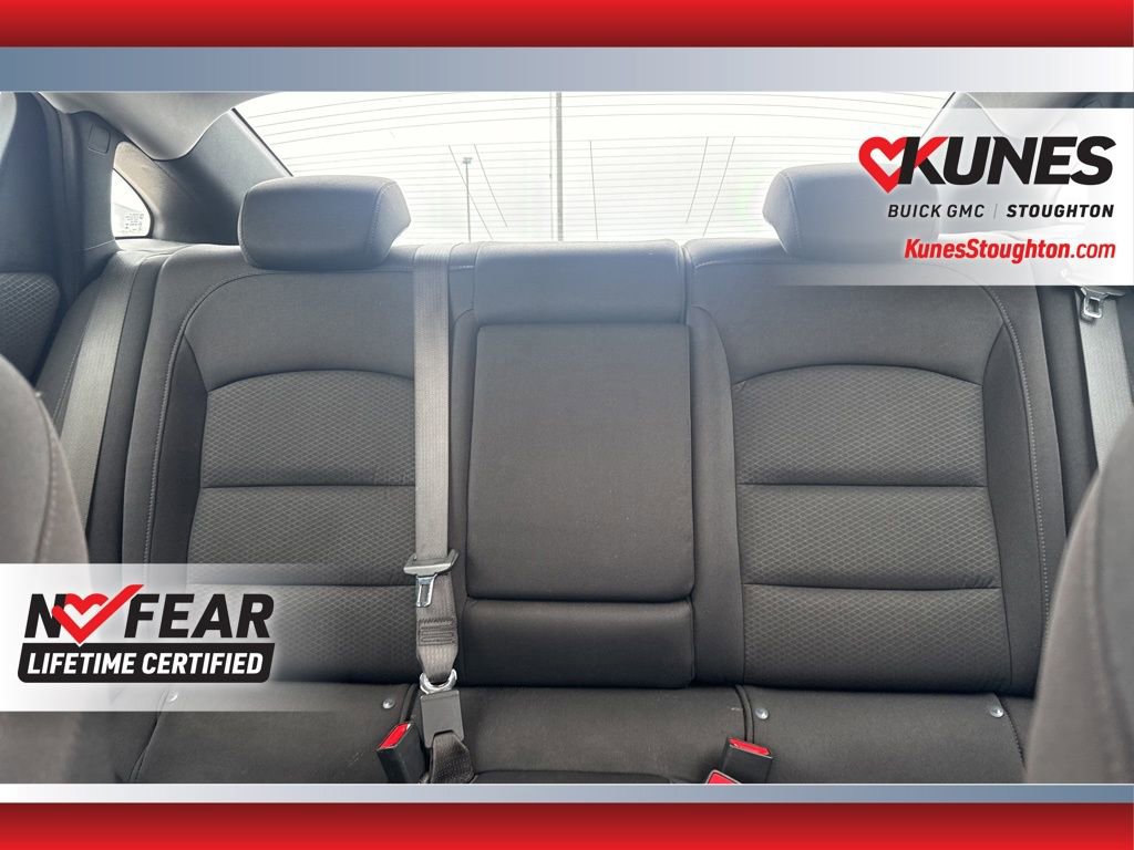 Used 2024 Chevrolet Malibu LT image 28