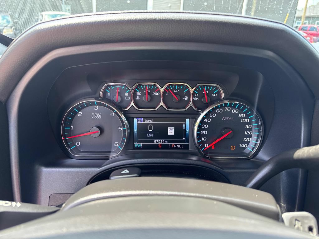 Used 2018 Chevrolet Silverado 1500 LTZ w/ Sport Package AWD/4WD image 14