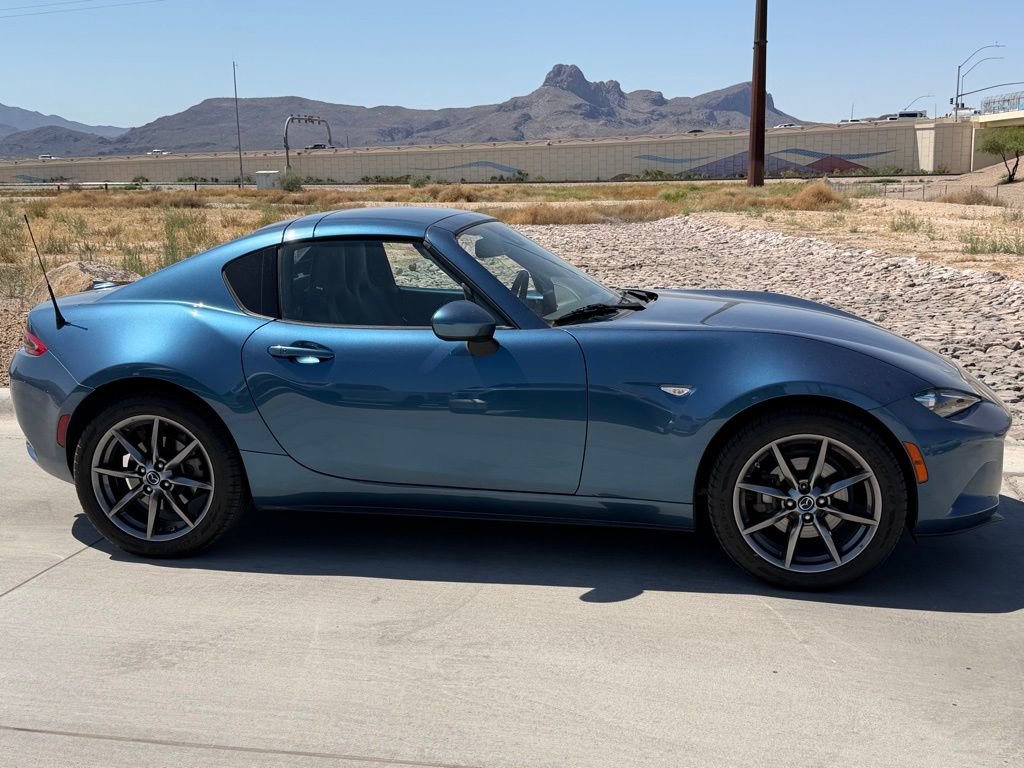 Used 2019 MAZDA MX-5 Miata RF Grand Touring image 3