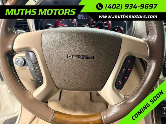 Used 2013 GMC Acadia Denali FWD image 9