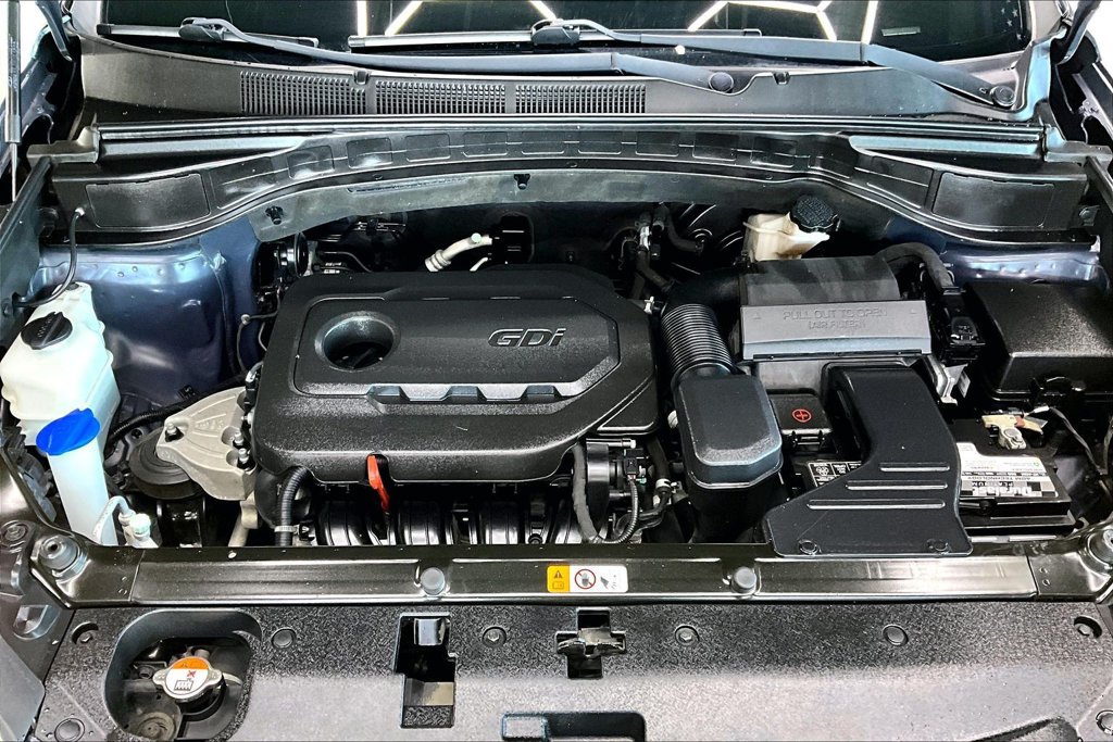 Used 2018 Hyundai Santa Fe Sport w/ 2.4L Value Package 02 FWD image 29