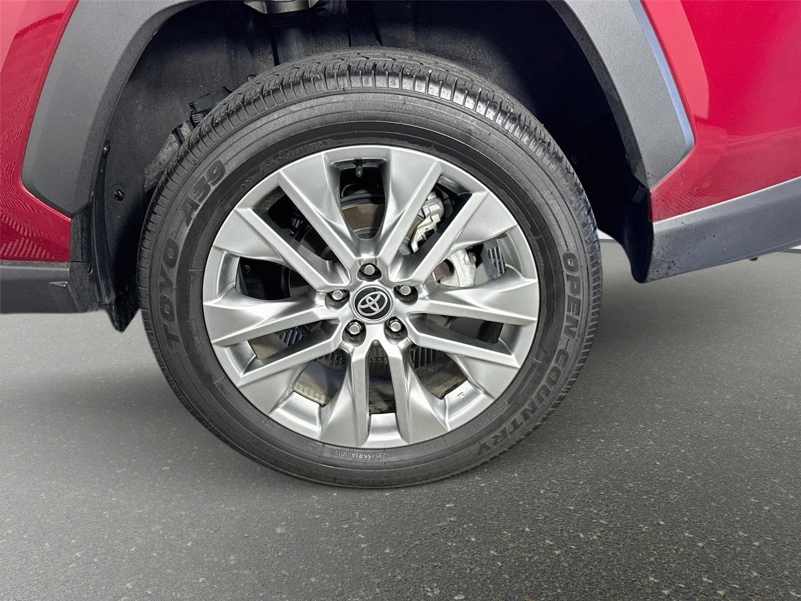 Used 2023 Toyota RAV4 Limited FWD image 32