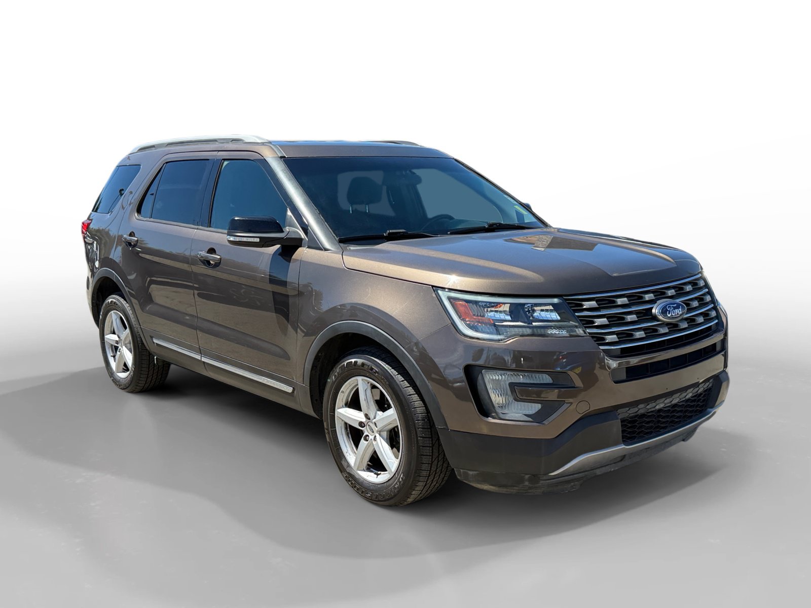 Used 2016 Ford Explorer XLT AWD/4WD image 7
