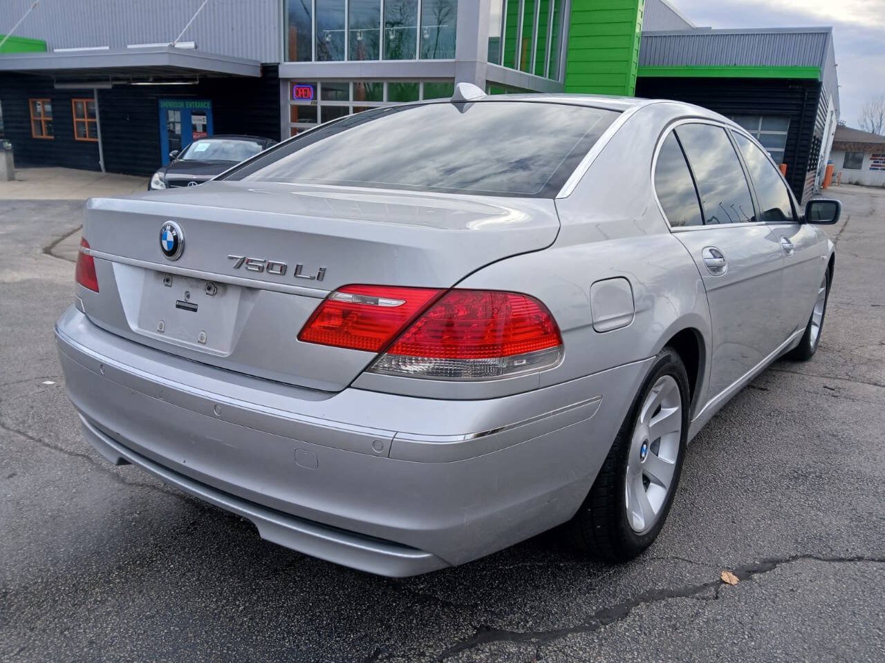 Used 2007 BMW 750Li RWD image 5