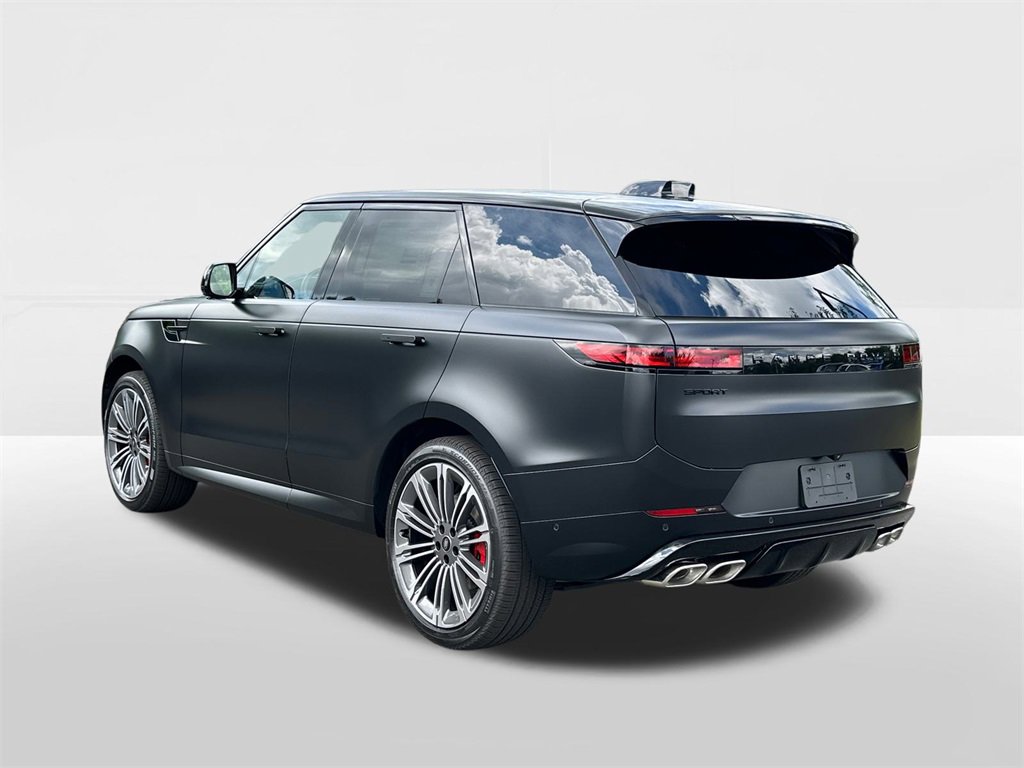 New 2025 Land Rover Range Rover Sport Dynamic SE image 2