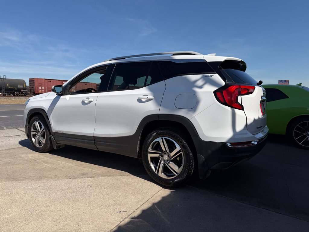 Used 2020 GMC Terrain SLT w/ Preferred Package image 26