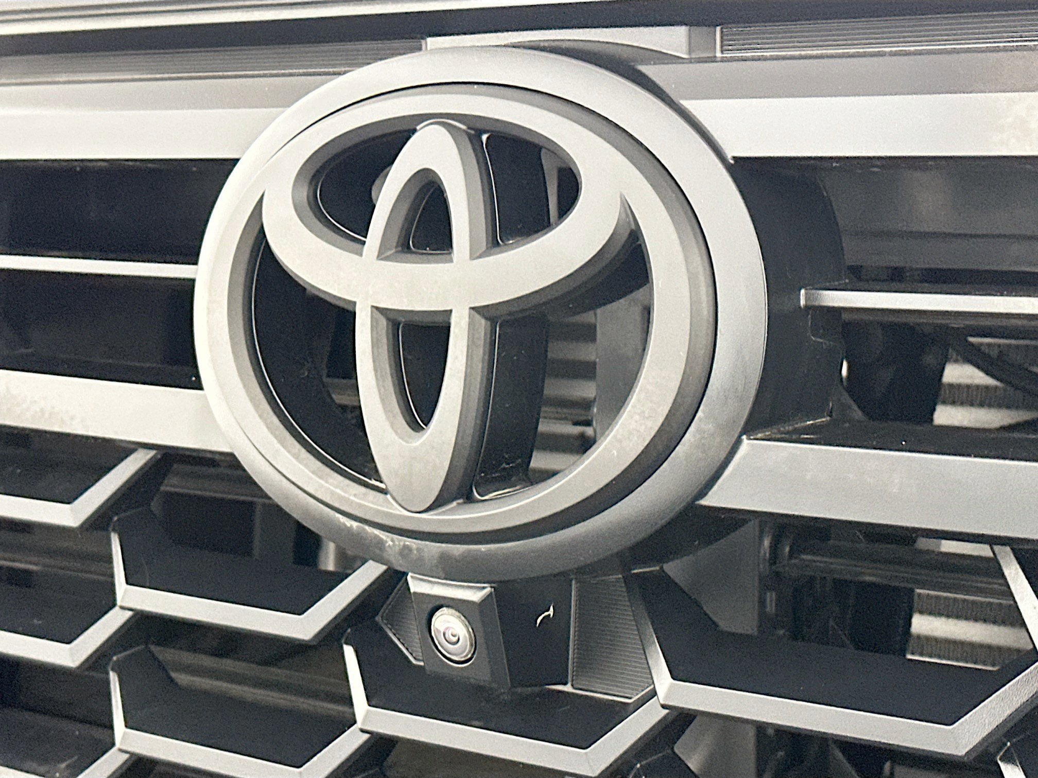 Used 2024 Toyota Tacoma TRD Off-Road w/ TRD Off Road Premium Package image 33