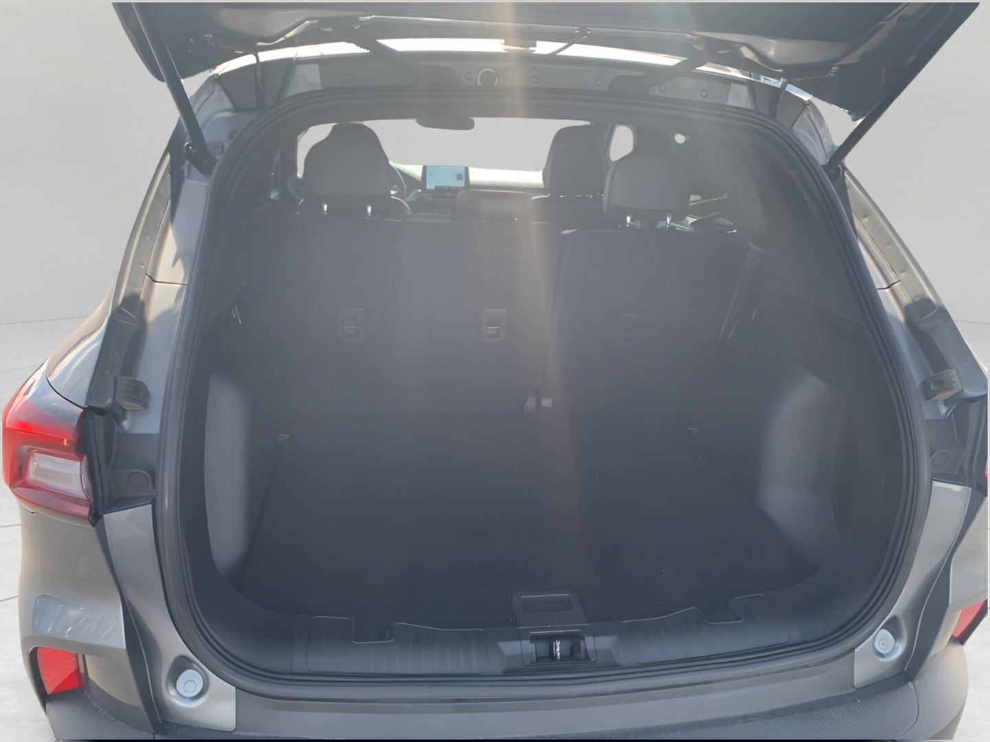 Used 2025 Ford Escape ST-Line AWD/4WD image 27