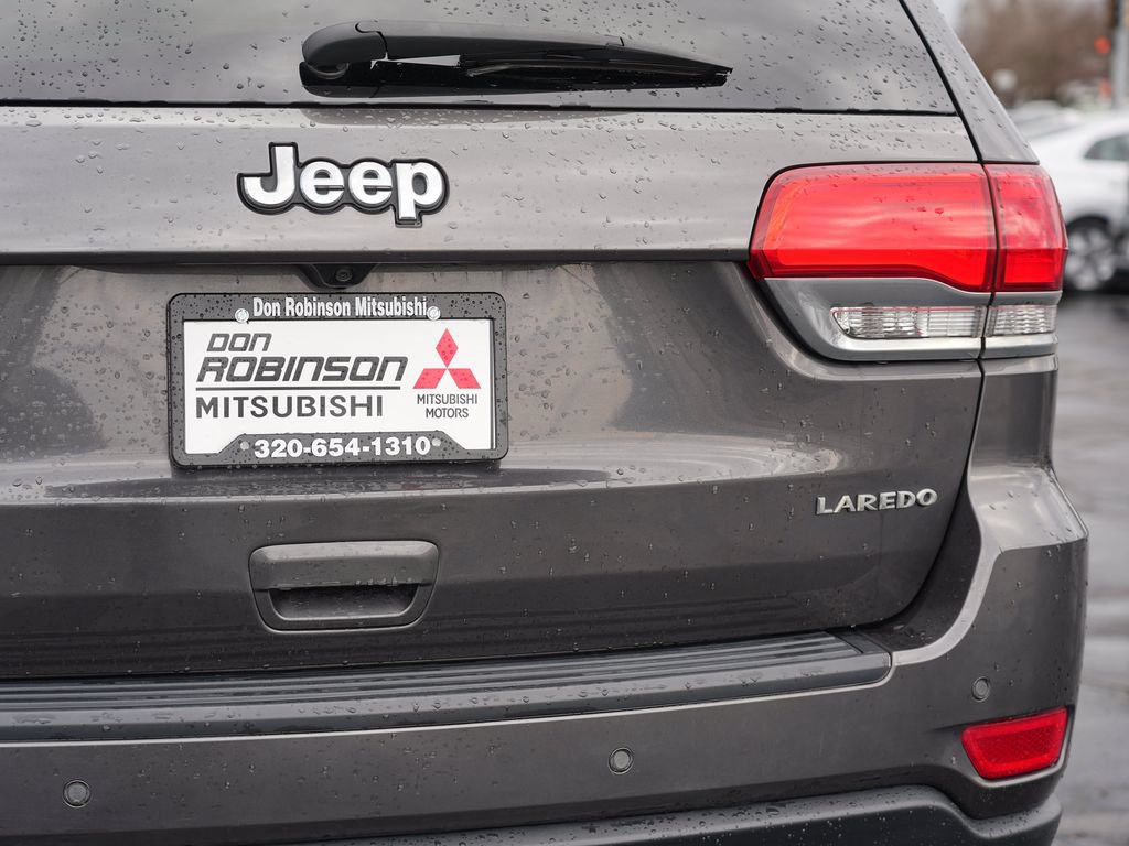 Used 2019 Jeep Grand Cherokee Laredo AWD/4WD image 10