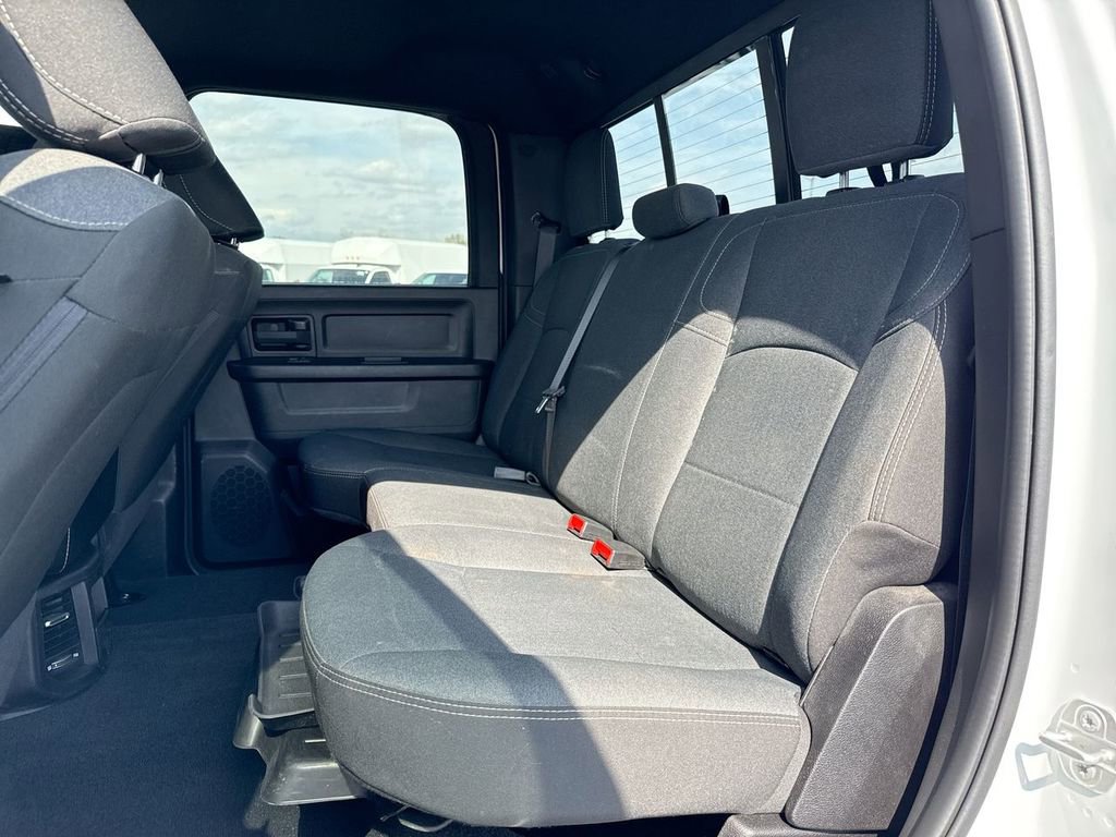 Used 2024 RAM 3500 Tradesman w/ Chrome Appearance Group AWD/4WD image 23
