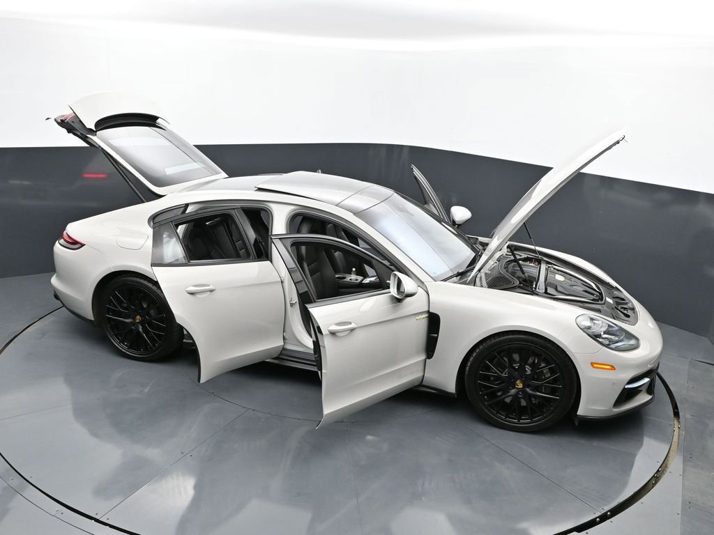Used 2020 Porsche Panamera 4 image 69