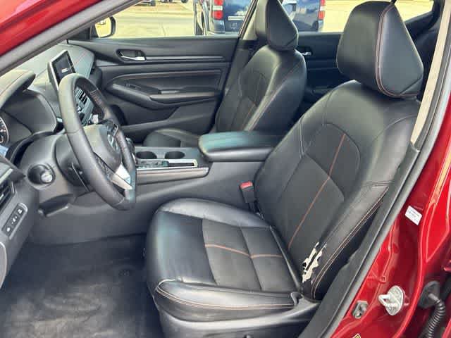 Used 2019 Nissan Altima 2.5 SR FWD image 17