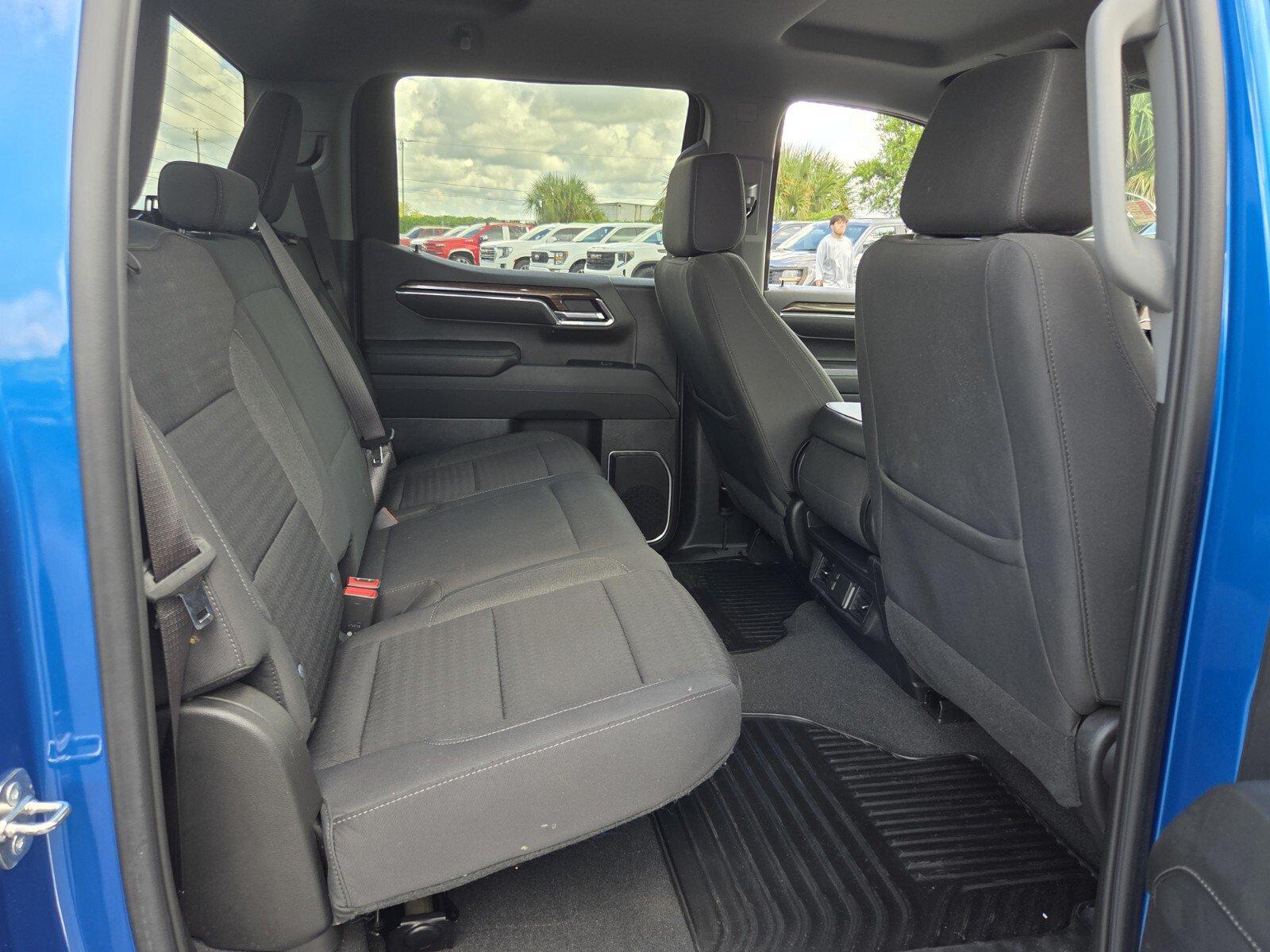 Used 2023 Chevrolet Silverado 1500 LT RWD image 16
