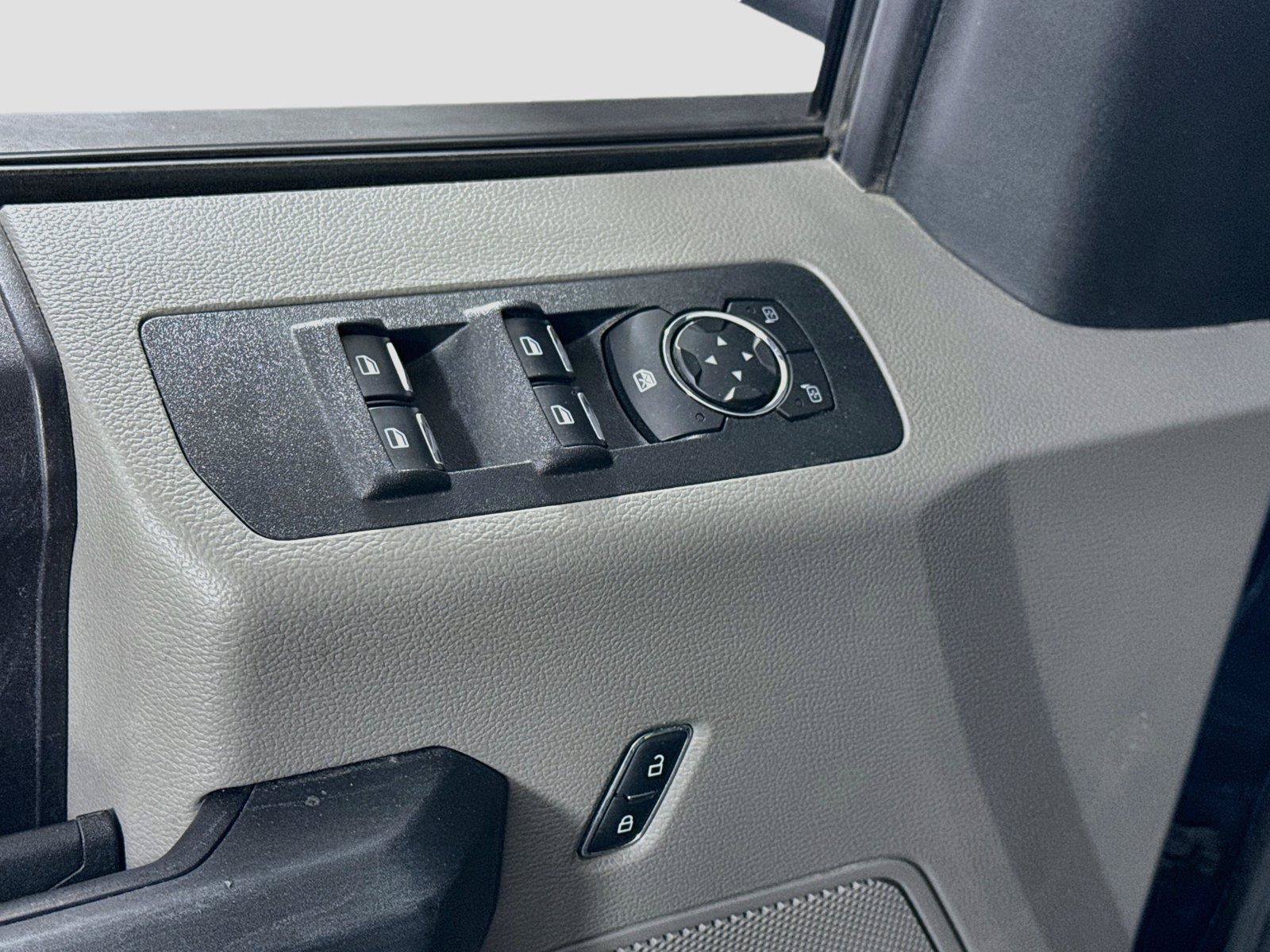 Used 2018 Ford F150 XL w/ Equipment Group 101A Mid AWD/4WD image 11